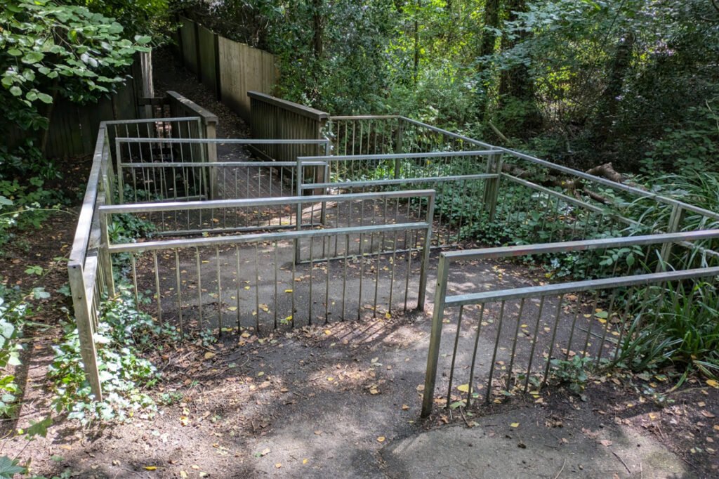 Barrier across a footpath to stop motorcycles with three chicanes